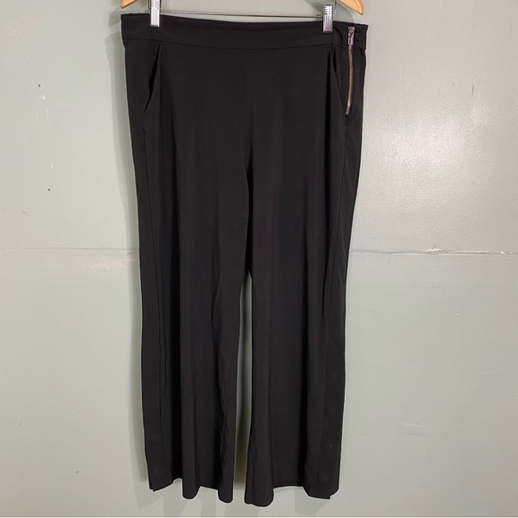 Athleta 376009 Gramercy Track Trouser Black Wide Leg Travel Casual Sz 14 - Picture 1 of 7
